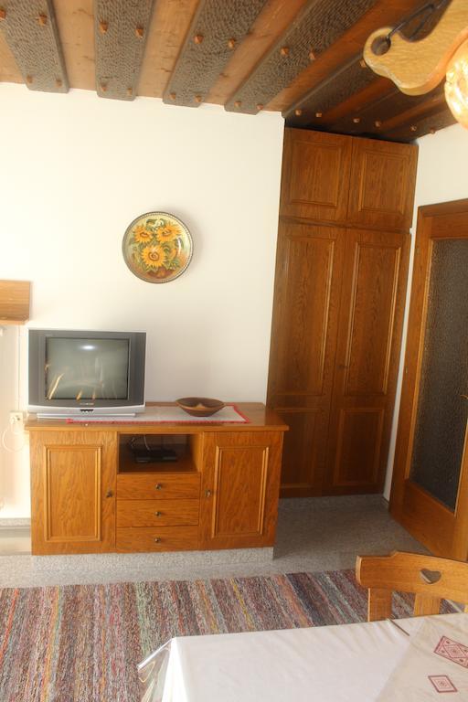 Haus Bergblick Apartment Bad Kleinkirchheim Ruang foto