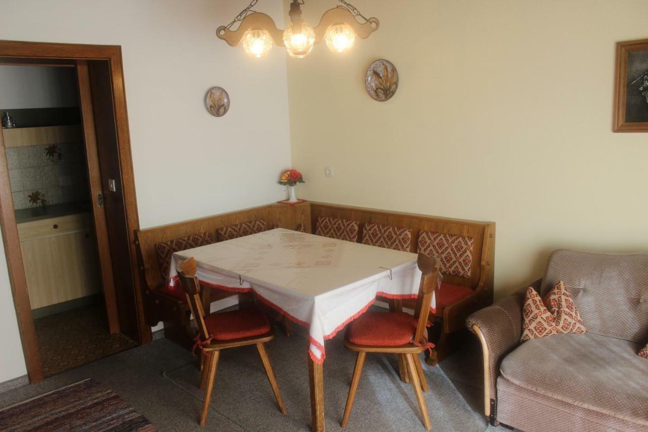 Haus Bergblick Apartment Bad Kleinkirchheim Bagian luar foto